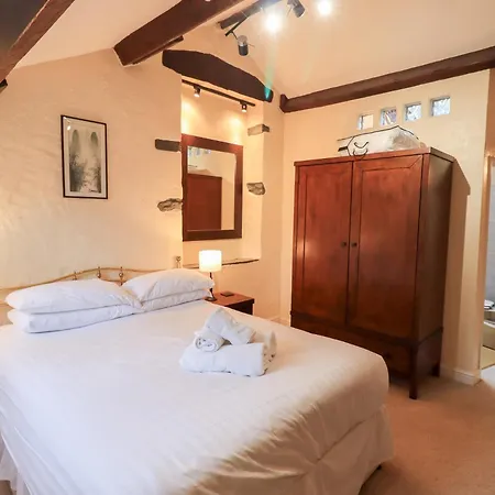 بيت للعطل Old Coach House *